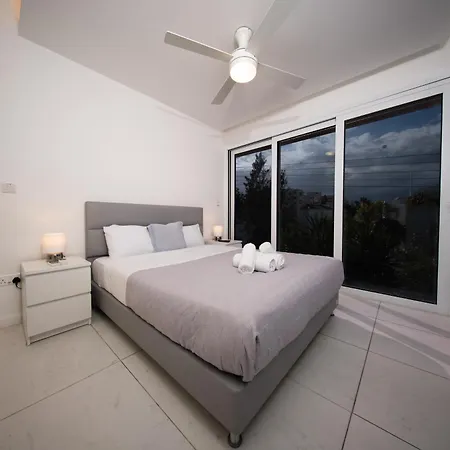 فيلة Sunset Family Villa, 1-min Walk To