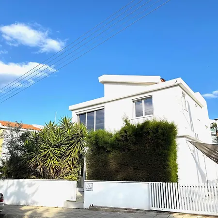 Sunset Family Villa, 1-min Walk To فيلة *
